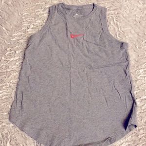 Nike girls top